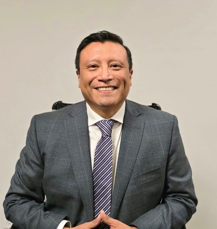 Foto de ponente 1 mesa 3